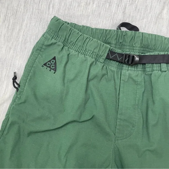 Nike ACG Trail Pants in Fir size M - Picture 3 of 8